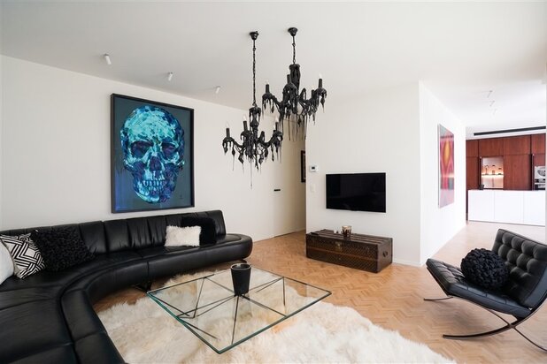 Park appartement met gemeenschappelijk zwembad en garage
