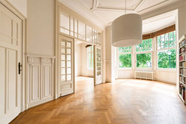 Ijzeren Plassen, prachtig herenhuis ondertekend door architect E. Delune