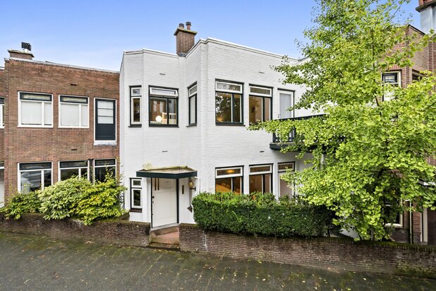 Historisch gebouw te koop in 's-Gravenhage met referentie 19212940997