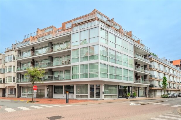 Exclusief en uitzonderlijk lichtrijk designappartement in het hart van Knokke-Zoute