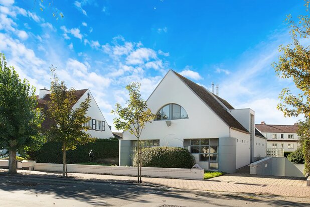 Villa architecturale individuelle dans un emplacement calme près du lac Zegemeer et à 500 m de la plage - orientation sud-ouest