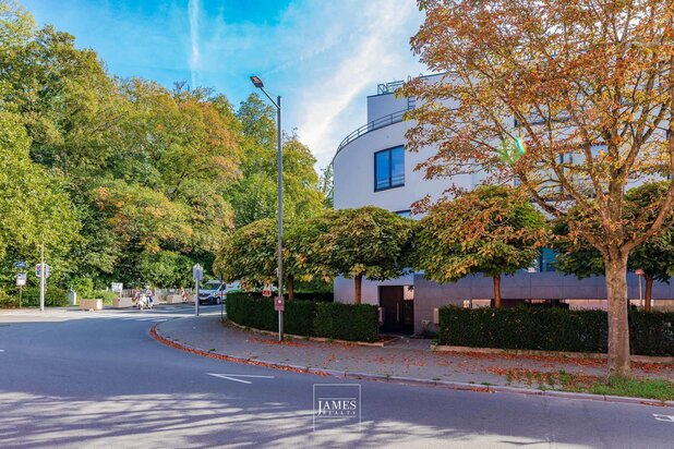 Uccle | Maison-Appartement contemporain signé Marc Corbiau