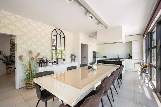 Villa moderne avec 5 chambres sur 1.085m² à Mol-Millegem