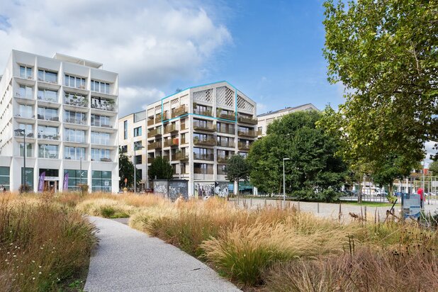 High-end duplex apartment with terraces on the Eilandje