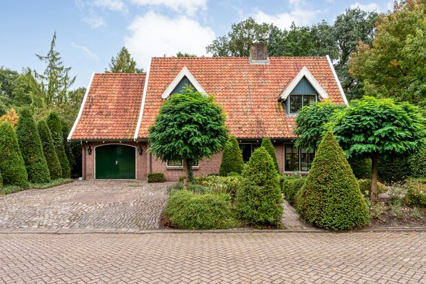 Villa te koop in Hengelo met referentie 19112644586