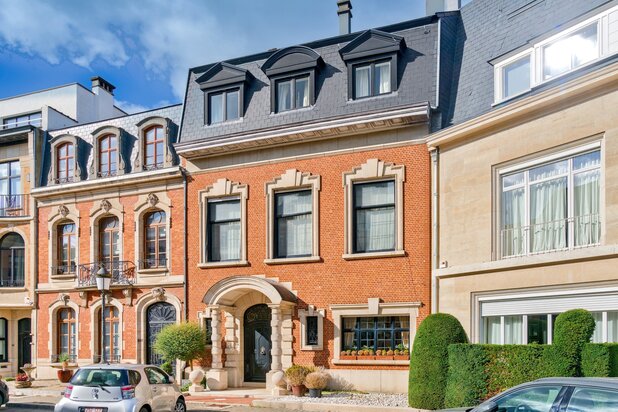 Square du Bois - Magnificent Renovated Mansion