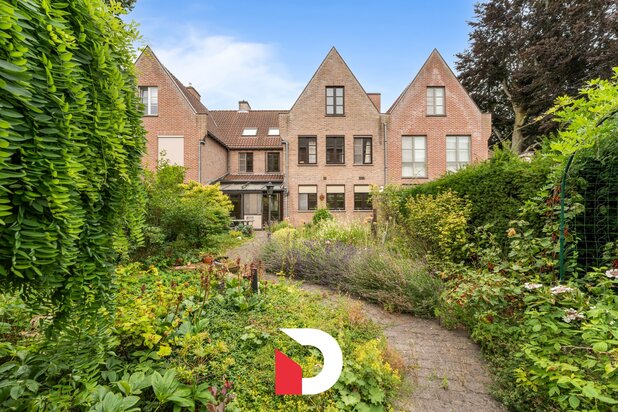 Riante burgerwoning met stadstuin nabij Langerei centrum Brugge