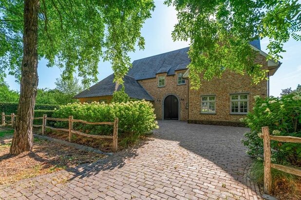 Exclusieve villa met zwembad en luxueuze afwerking in Mol