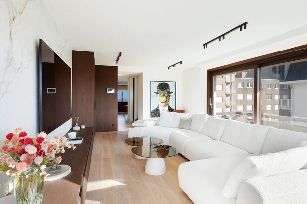 Beautifully renovated duplex apartment on Jozef Nellenslaan