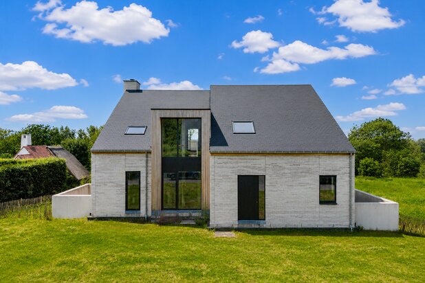 Appartement en duplex à l'état brut à Dikkelvenne