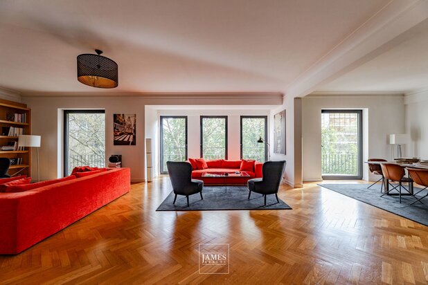 Un appartement face au jardin du Roi