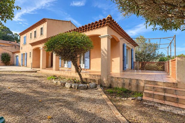 La Seyne sur mer - villa provençale T5 sur 907m2 de terrain