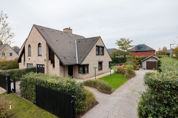 Verzorgde gezinswoning in een groene woonomgeving