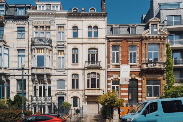 Magnifique demeure avec jardin et arrière-maison aux Etangs d'Ixelles