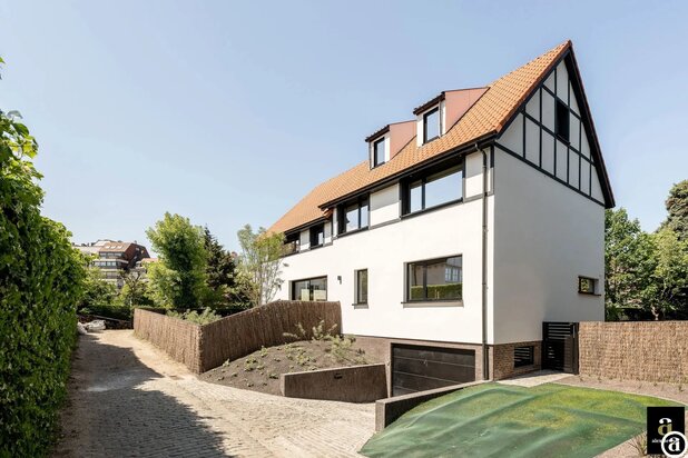 Spacieuse villa récemment rénovée avec 5 chambres au Zoute