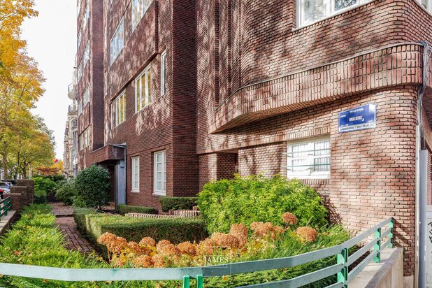 Un appartement au sein d'un immeuble iconique quartier Molière