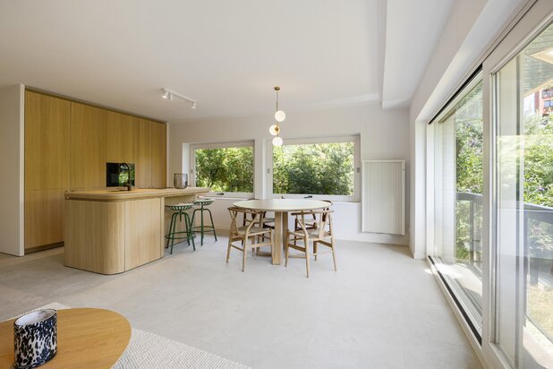 Stijlvol appartement met uniek zicht op het IJzerpark Knokke