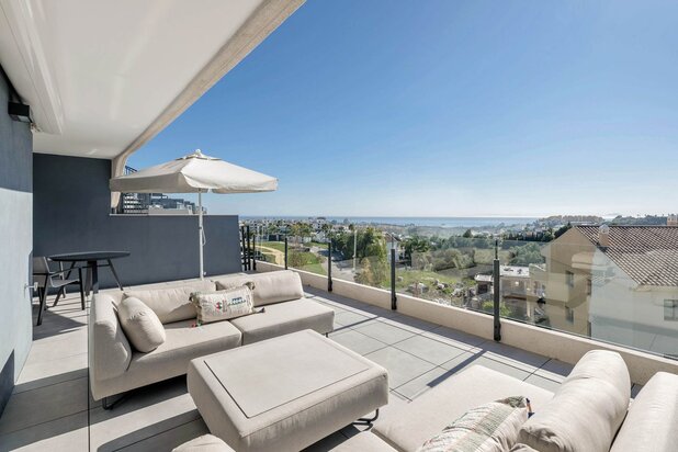 Penthouse te koop in Estepona met referentie 19912753884