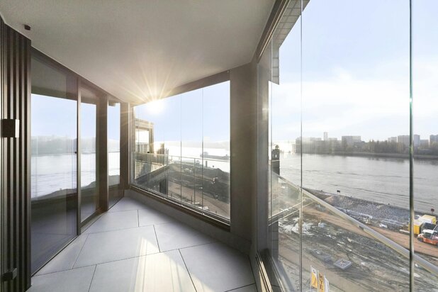 Penthouse en duplex avec vue frontale sur l'Escaut à vendre à Anvers